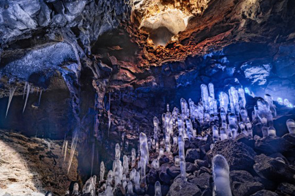 岩洞冰柱