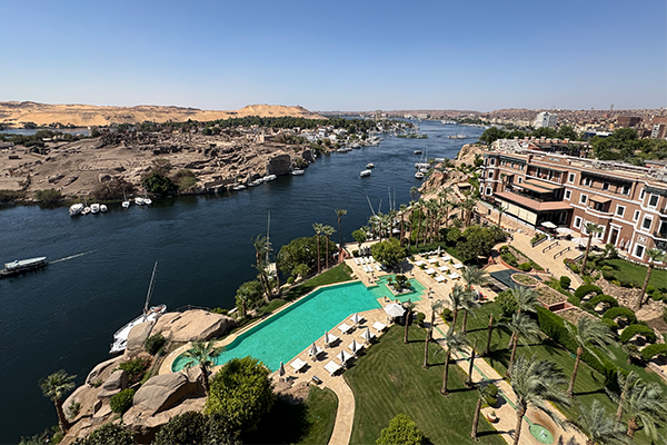 亞斯文老瀑布索菲特傳奇飯店