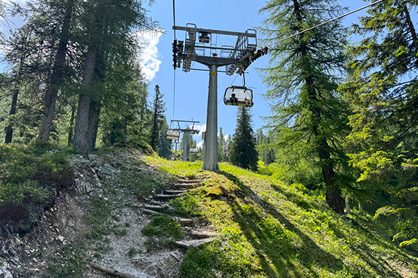 五塔峰吊椅纜車