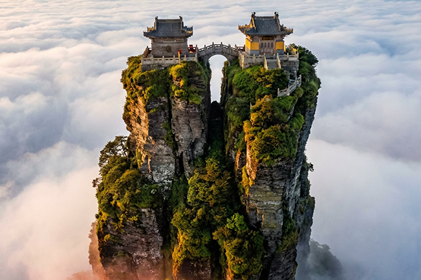 紅雲金頂